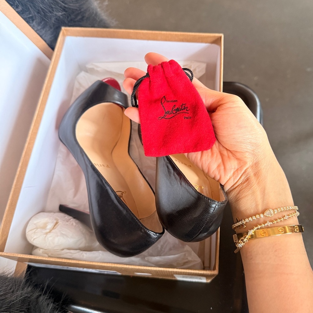 💯Authentic Very Prive 120 Leather Christian Louboutins - Size 39 - Good Cond. - Picture 10 of 16